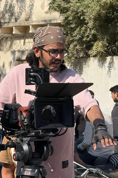 Sarang Bhojwani profile