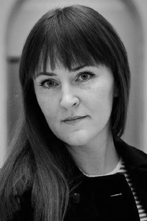 Angela Nagle profile