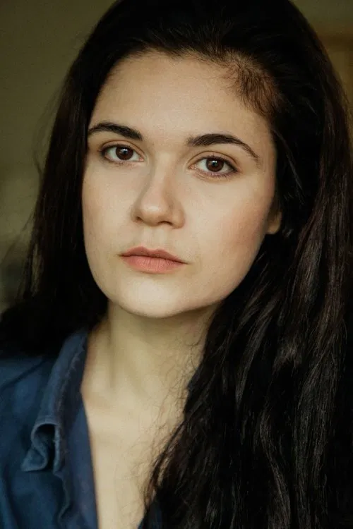 Estelle Courret profile