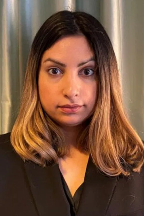 Nooshi Dadgostar profile