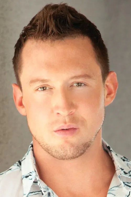 Pierce Paris profile