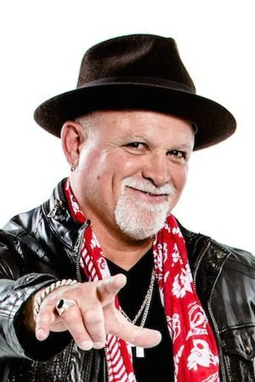 Derek St. Holmes profile