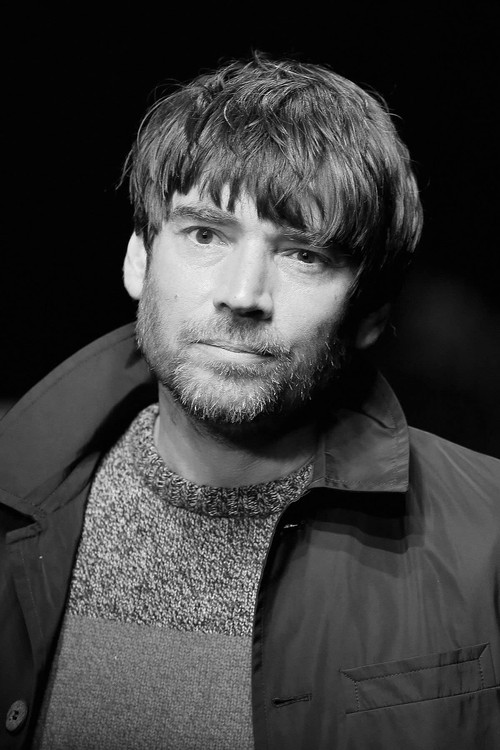 Alex James profile