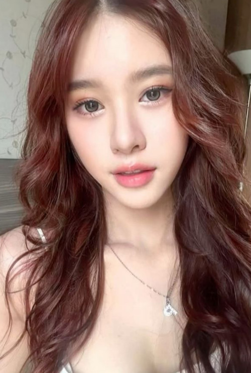 Tarradee Watancharoen profile