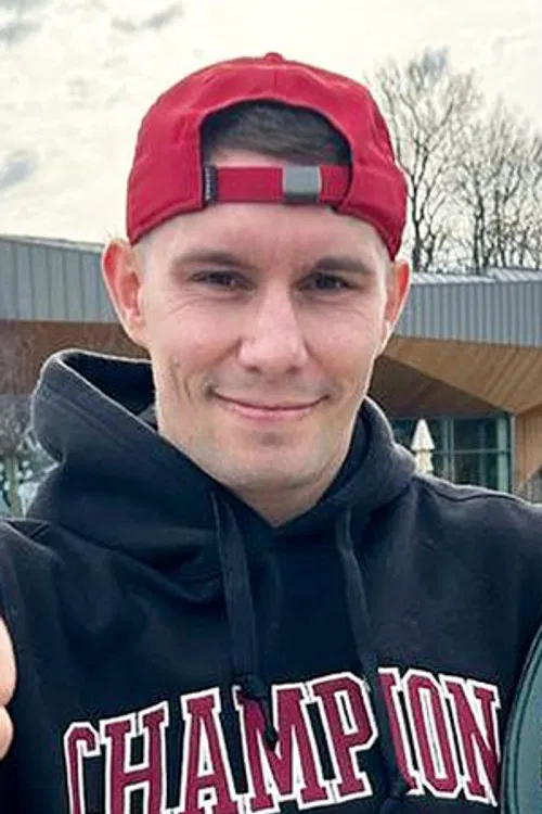 Damian Wrzesinski profile