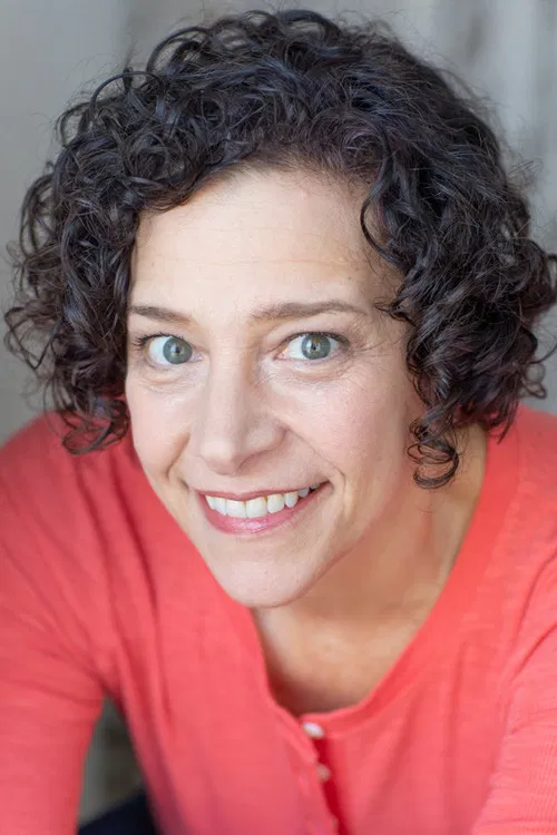 Jennifer Estlin profile