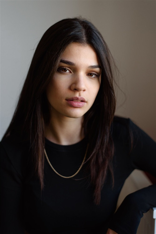 Carla Souary profile