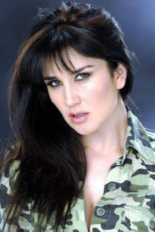 Tania Robledo profile