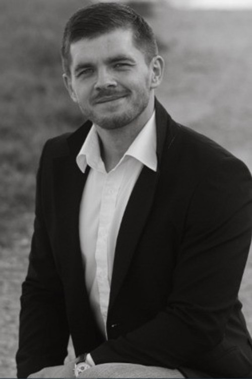 Miroslaw Wawak profile