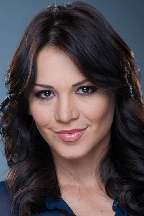 Luz Casillas profile