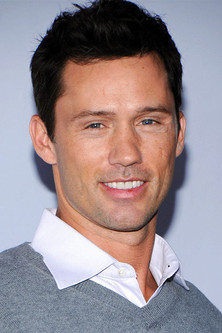 Jeffrey Donovan profile