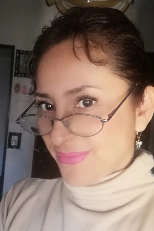 Angelica Feijoó profile