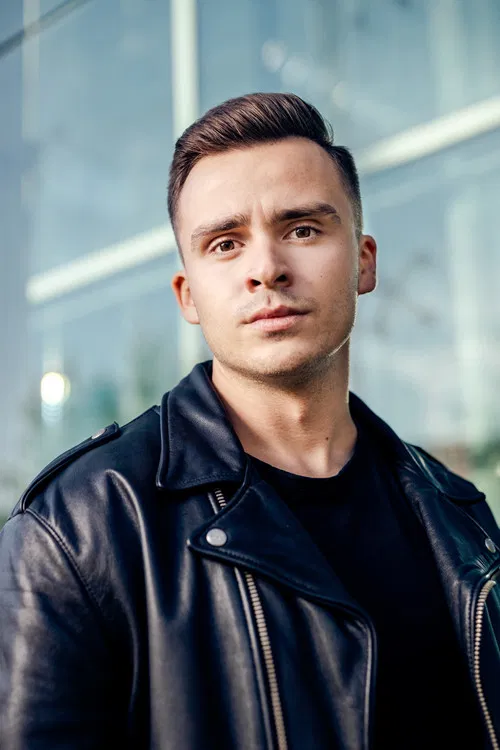 Előd Marosvölgyi profile