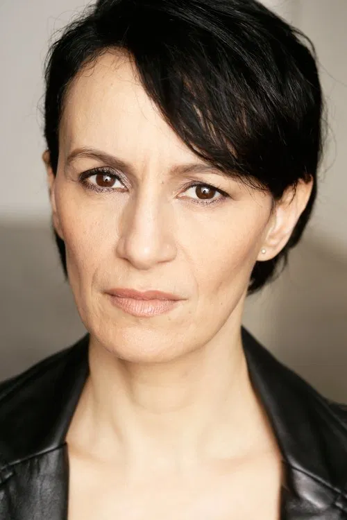 Paris Benjamin profile