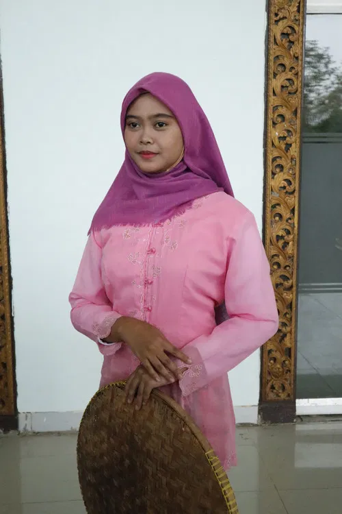 Anisa Marsela profile