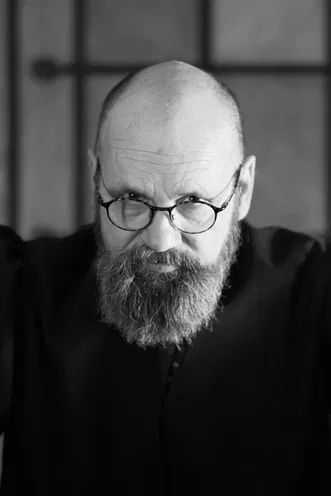 Holger Senzel profile