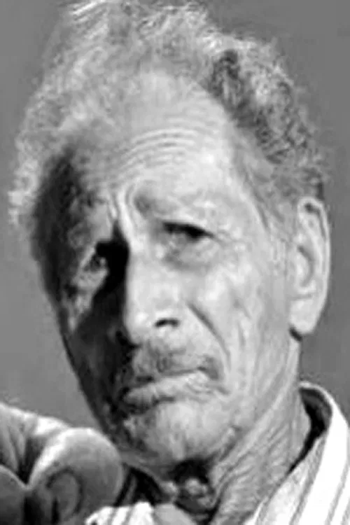 Simião Martiniano profile