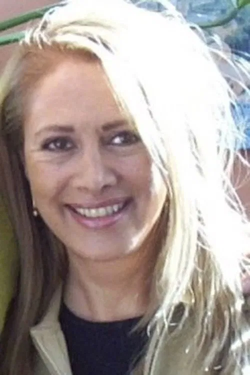 Celmira Luzardo profile