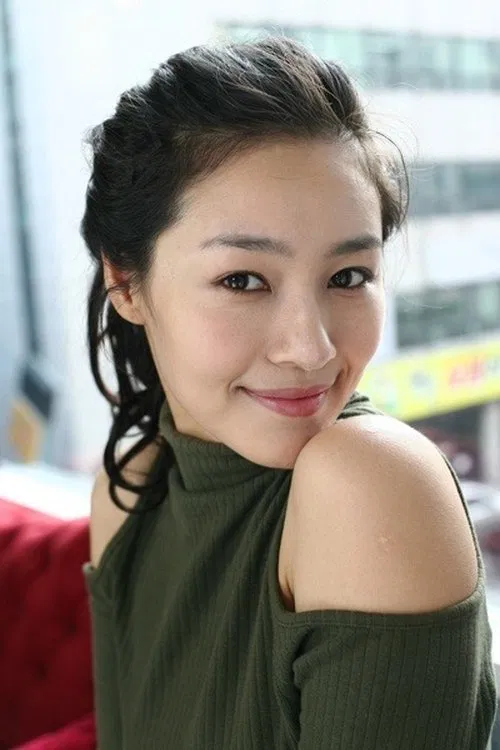 Moon Ji-Young profile