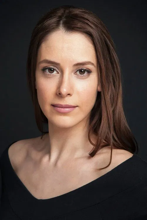 Gözde Türkpençe profile