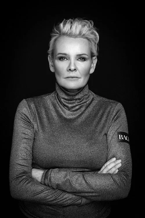 Eva Dahlgren profile