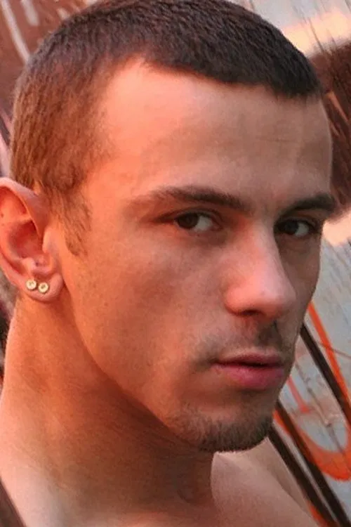 Max Schneider profile