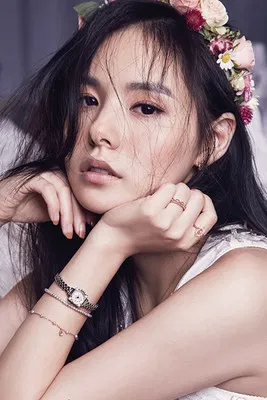Min Hyo-rin profile