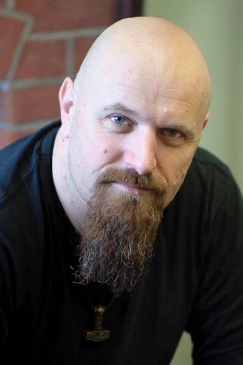 Stuart Prior profile