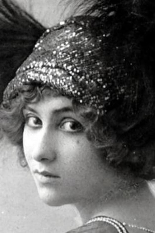 Lilian Greuze profile