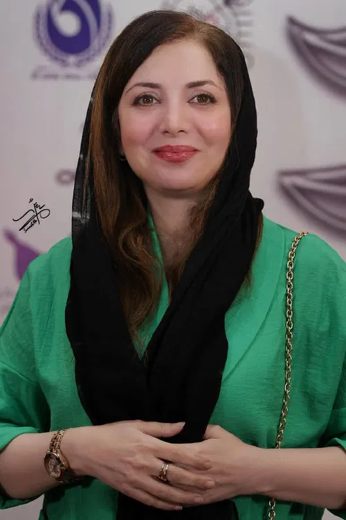 Roya Mirelmi profile