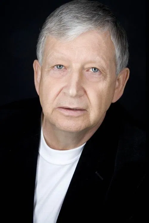 Luis Fernández de Eribe profile