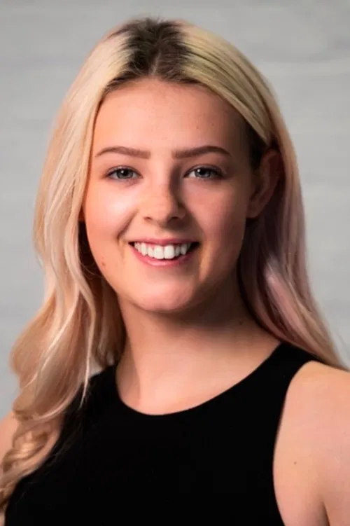 Lola Garlick profile