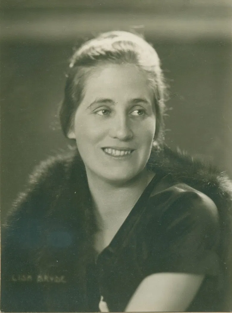 Two-step poster background