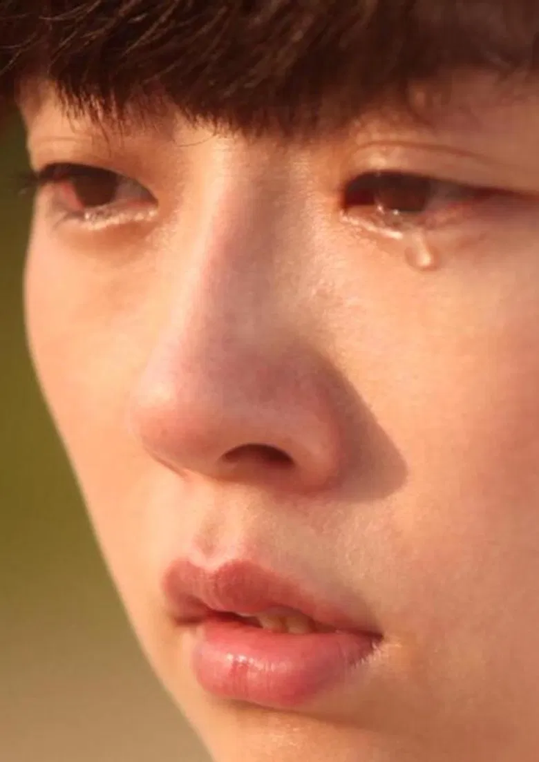 Communique' poster background