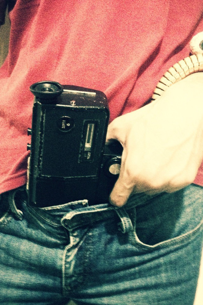 8 1/2 mm de terror poster background