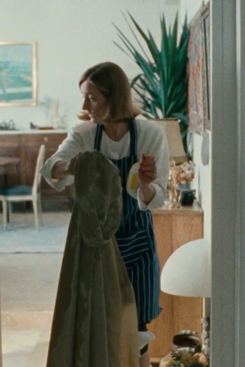 Ménage poster background