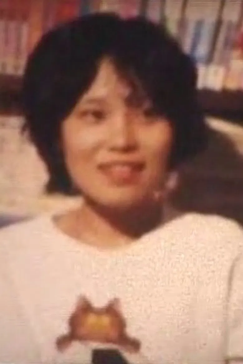 HIROMI - Pulling hairs poster background