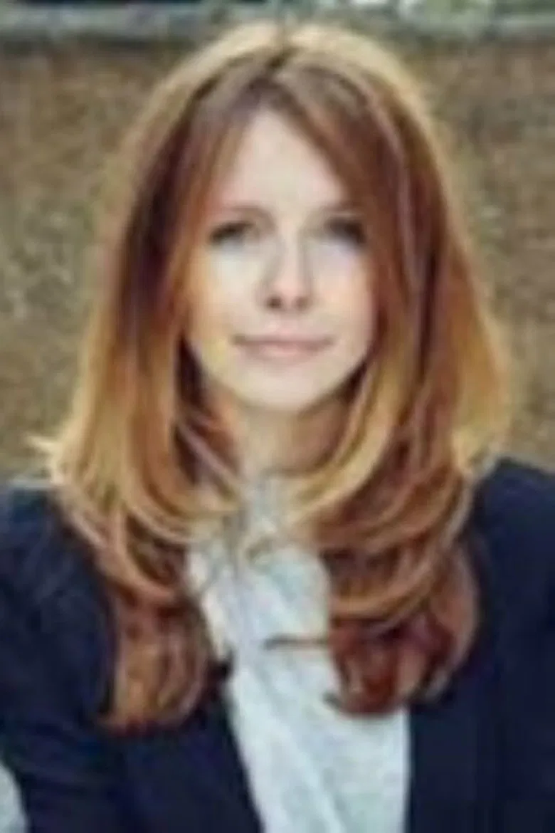 Stacey Dooley: Face to Face with the Arms Dealers poster background