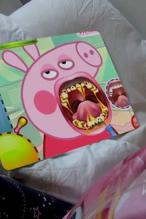 ANIMAL CONDENSED>>ANIMAL EXPANDED#2 poster background