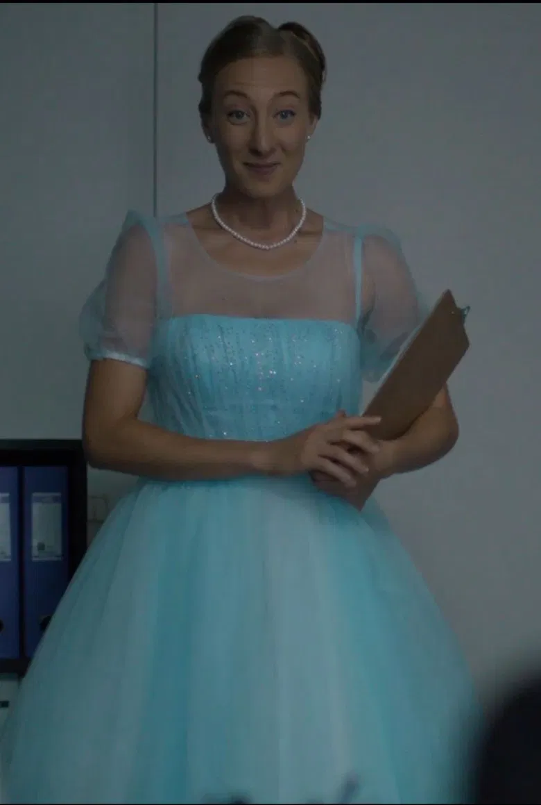 Cinde-fucking-rella poster background