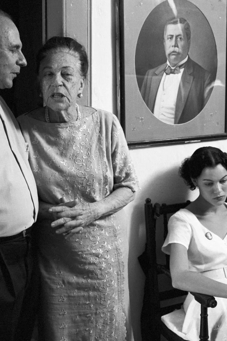 O Pedido poster background