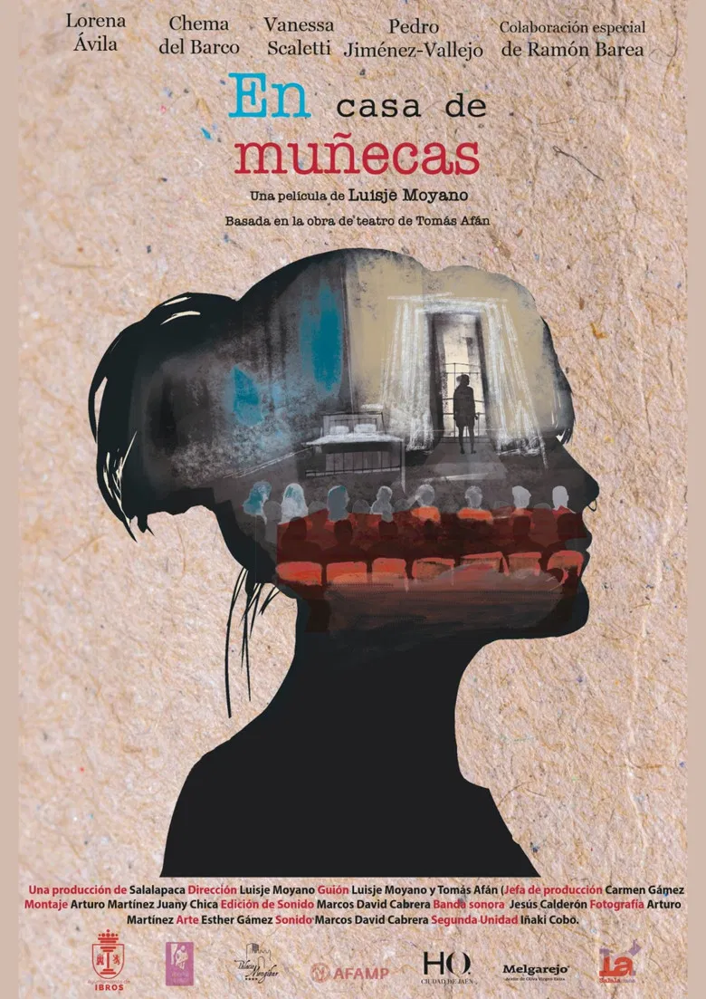 En casa de muñecas poster background