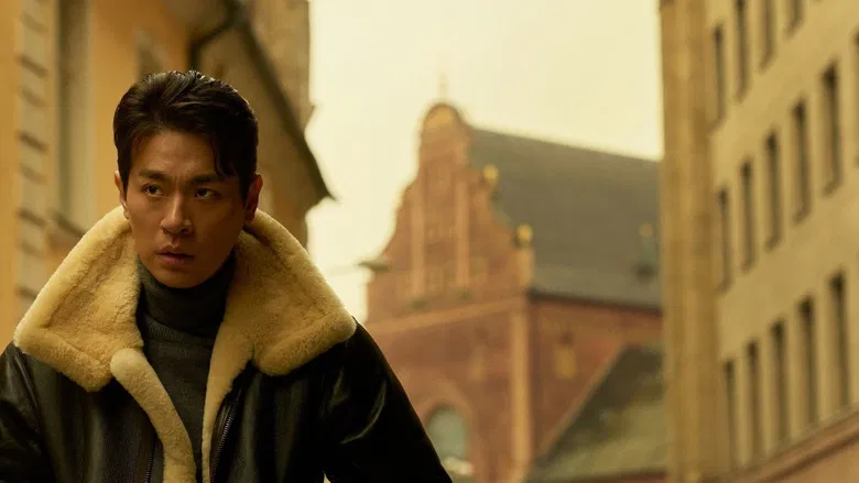 The climactic standoff in the snow