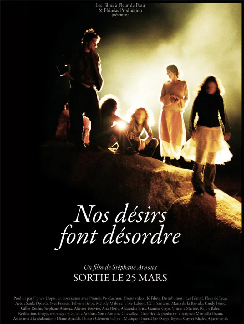 Nos désirs font désordre poster background