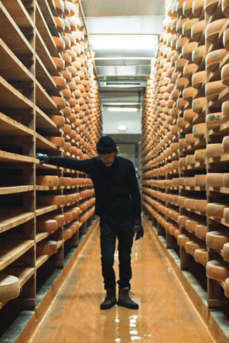 Les forcenés poster background