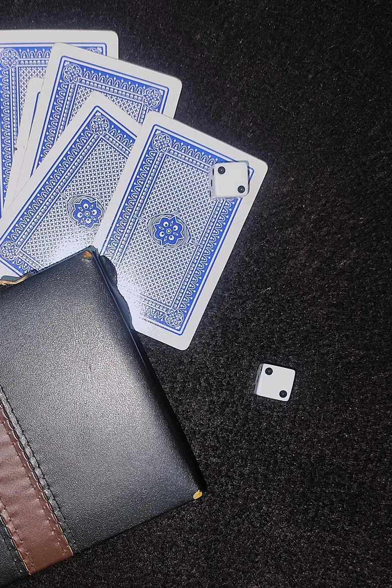 Doble-6 poster background