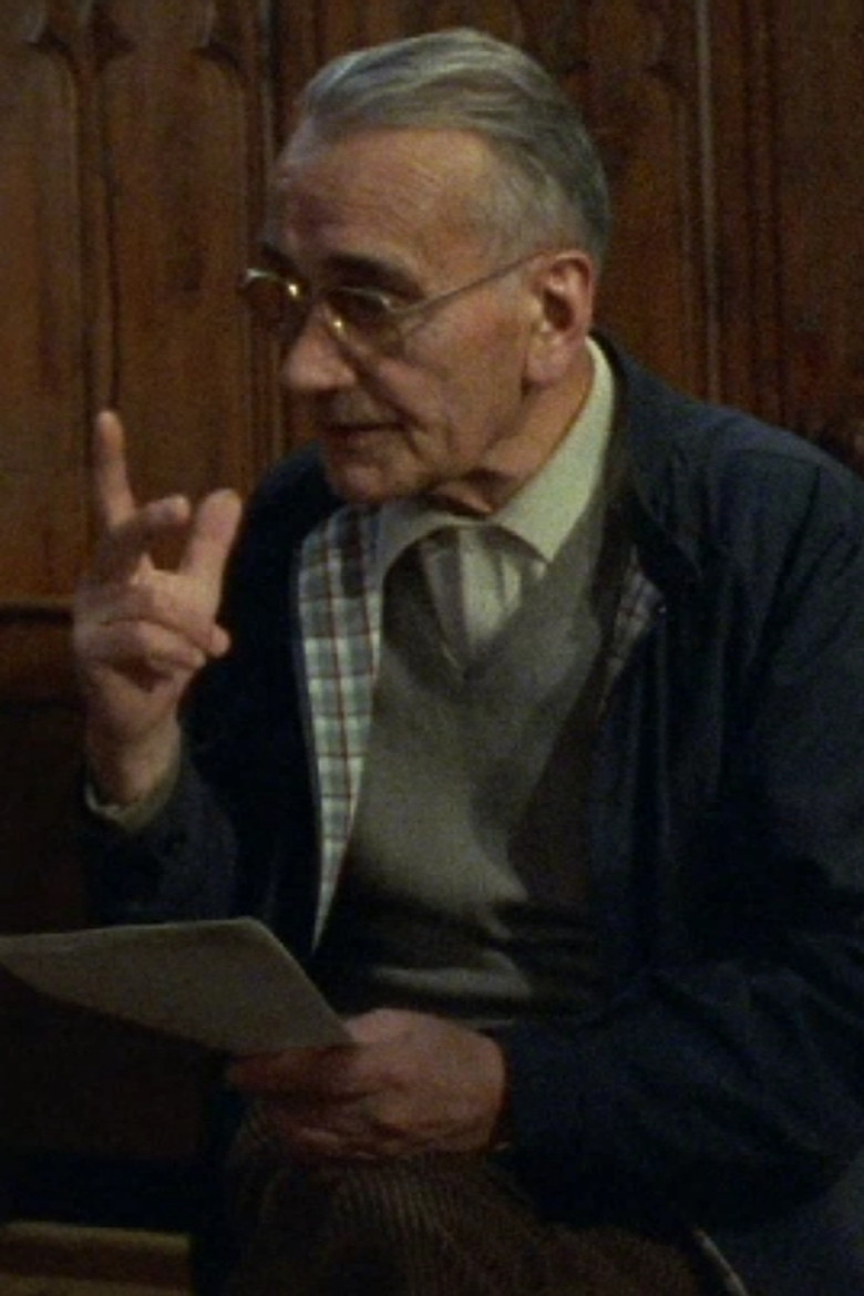 Marcel, prêtre poster background