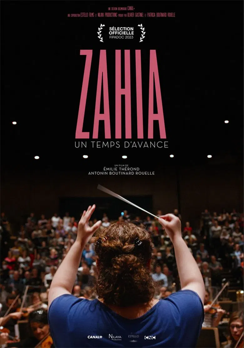 Zahia - Un Temps d'Avance poster background