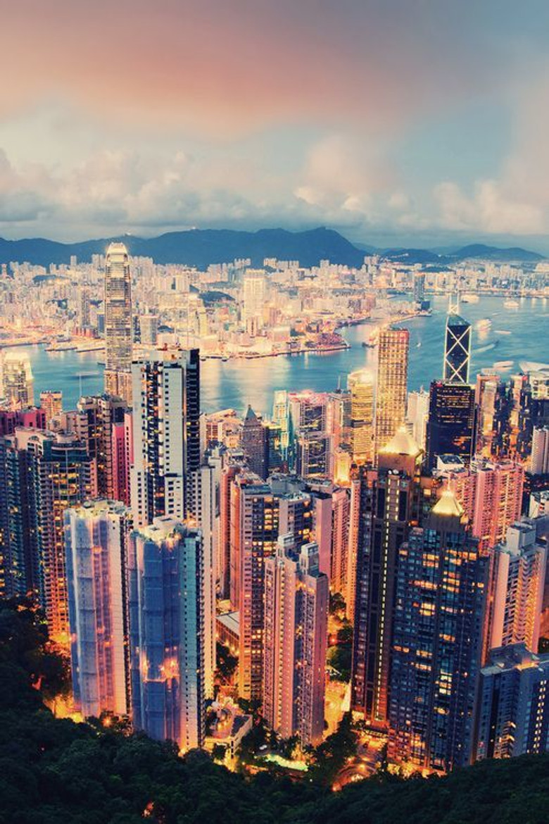 Sophia & Han - Robots poster background