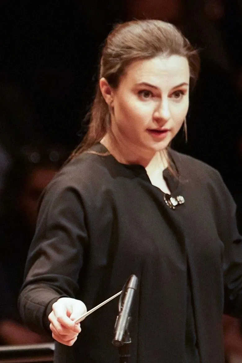 Liubov Nosova conducts the Paris Mozart Orchestra @ La Maestra 2024 poster background